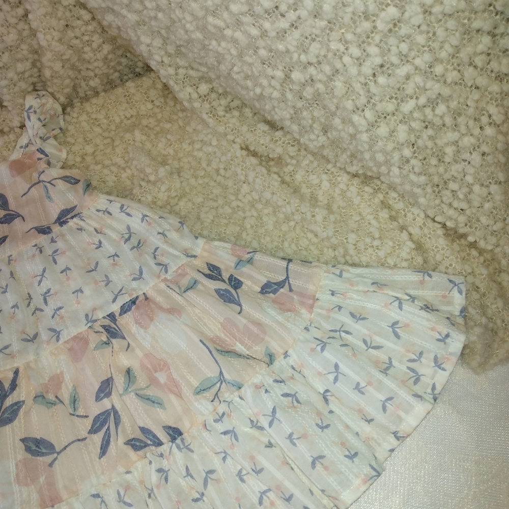 Floral Pleated Skirt - White and Blue - Picture 3 of 5